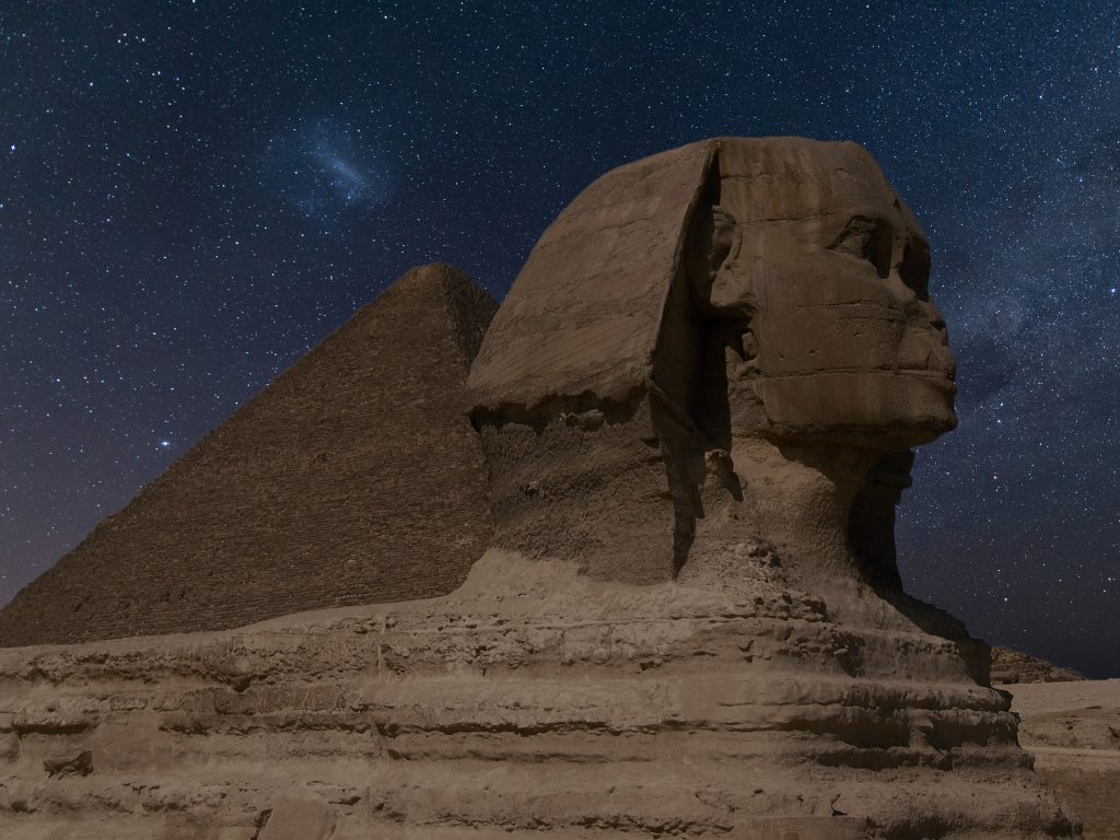 sphinx at night