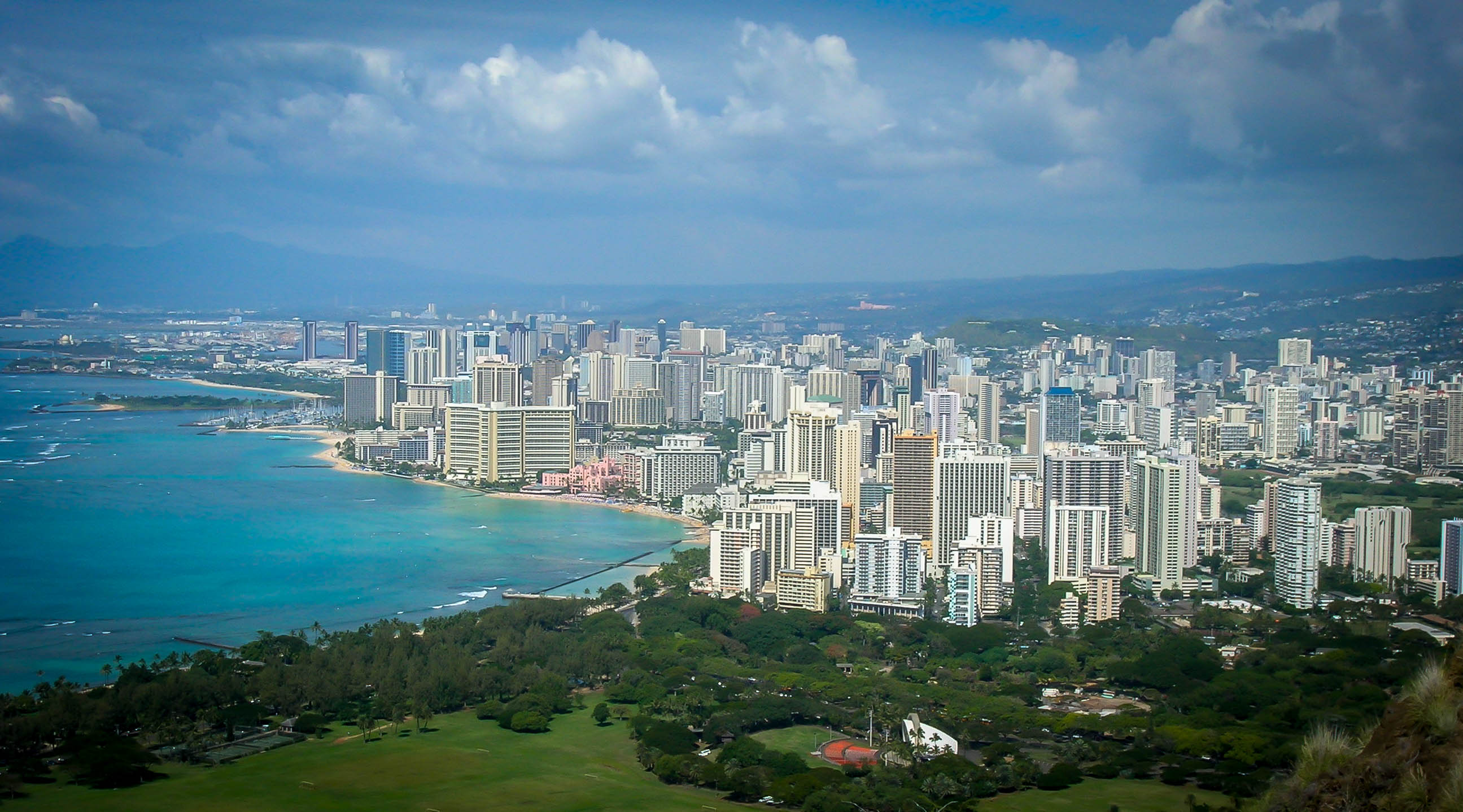 Beachcombing Waikiki Beach