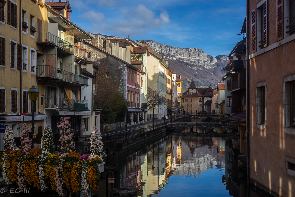 Top holiday travel destination Annecy